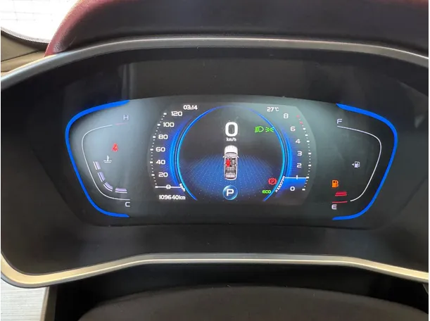 Car image 18
