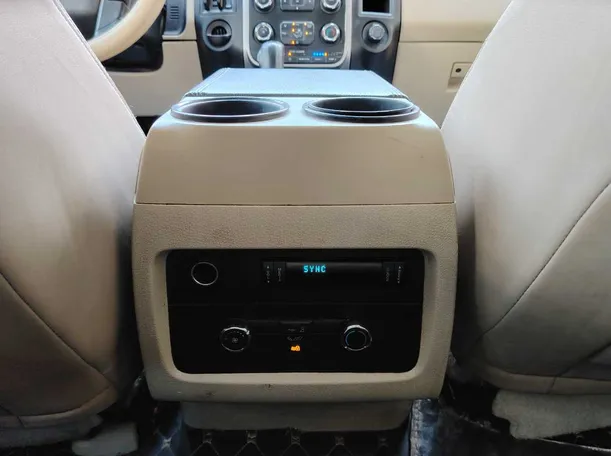 Car image 25