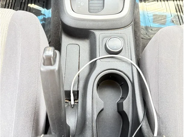 Car image 20