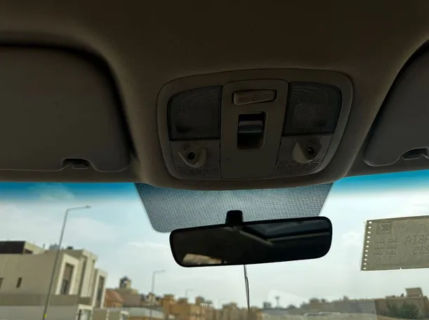 Car image 22