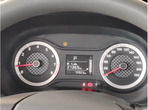 Car image 24