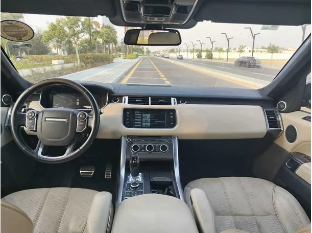 Car image 20