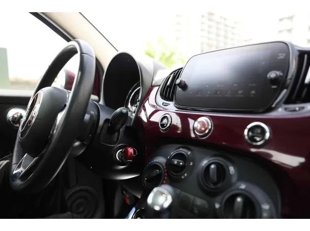 Car image 28