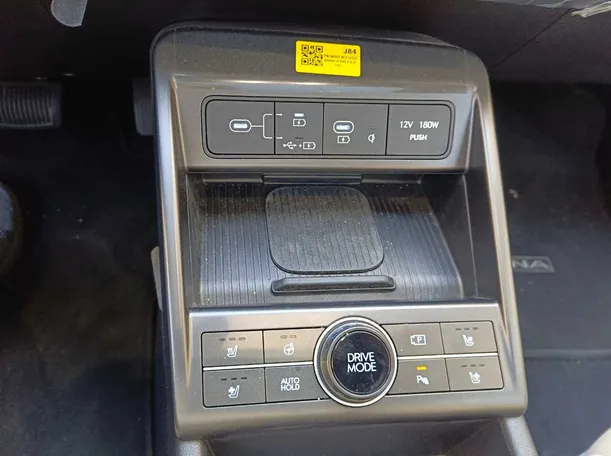 Car image 21