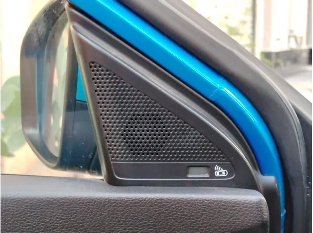 Car image 31