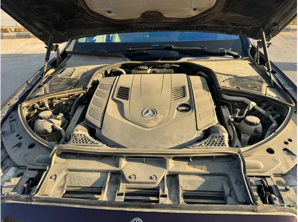Car image 25