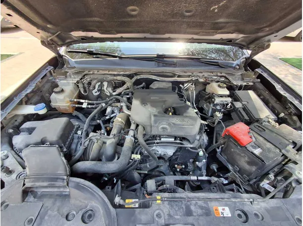 Car image 23