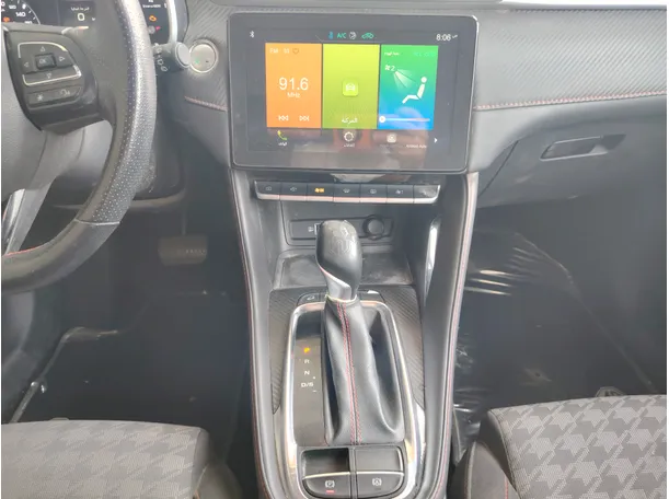 Car image 22