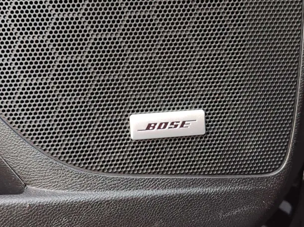 Car image 28