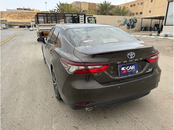 Car image 7