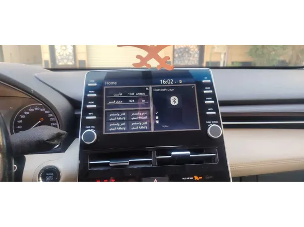 Car image 17