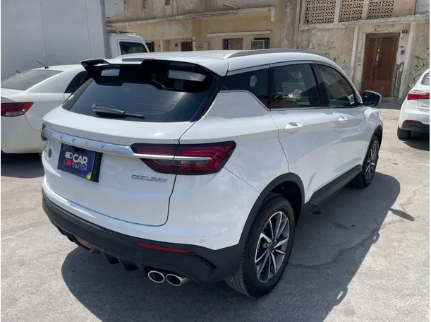 Car image 5