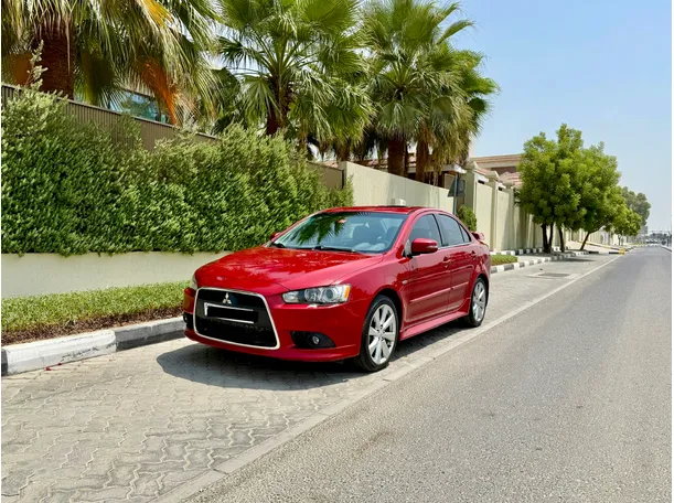 2015 ميتسوبيشي لانسر في الإمارات