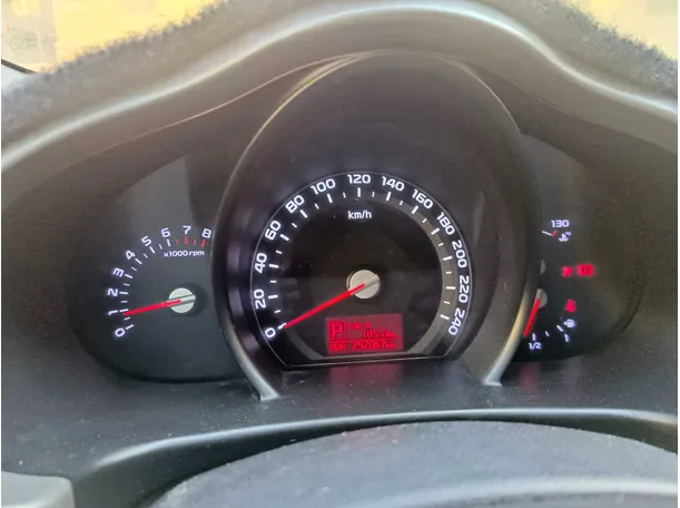 Car image 24