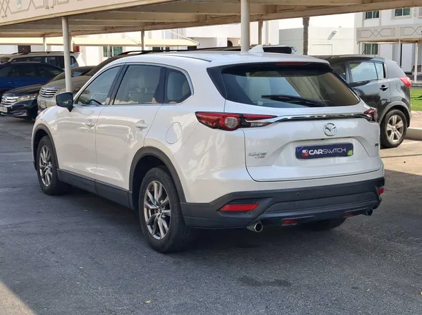 Car image 7