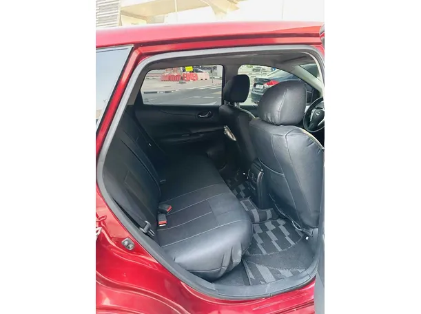 Car image 6