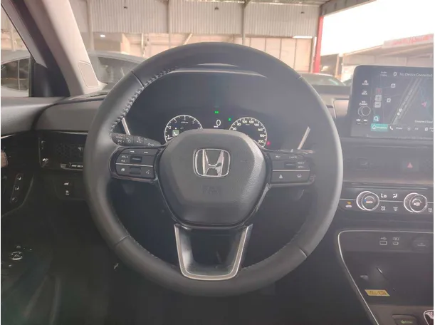 Car image 30