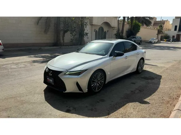 lexus