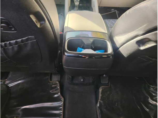 Car image 39