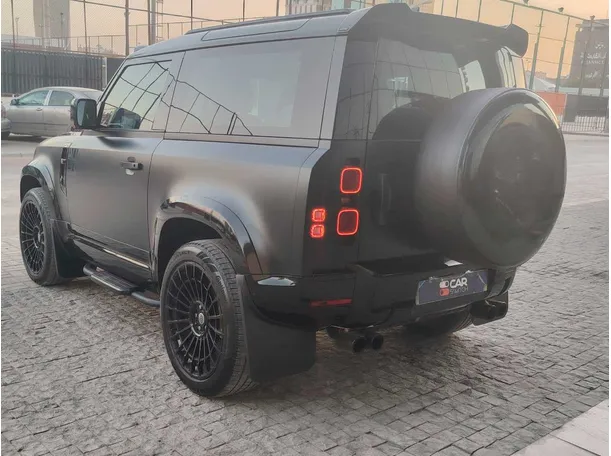 Car image 7