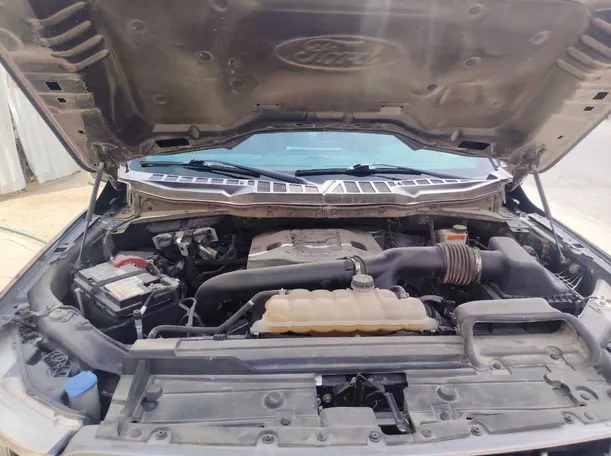 Car image 29