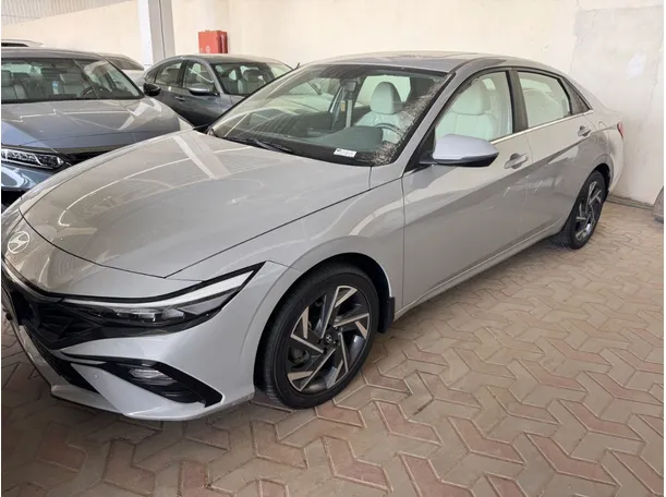 2024 هونداي إلنترا في الرياض