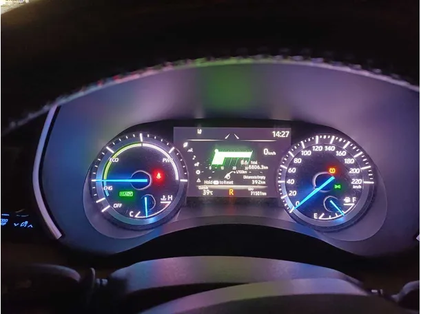 Car image 20