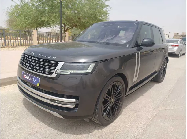 2022 رنج روفر اوتوبايوجرافي في الرياض