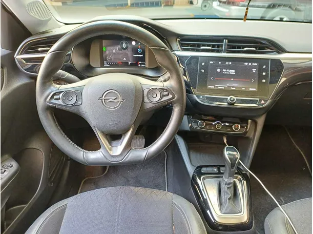 Car image 17