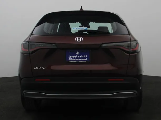 Car image 12