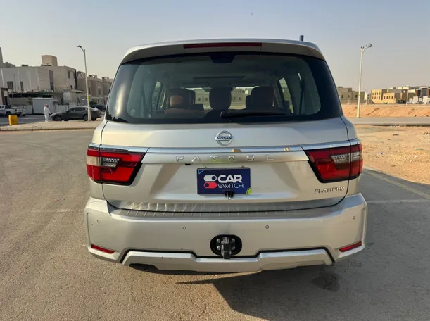Car image 6