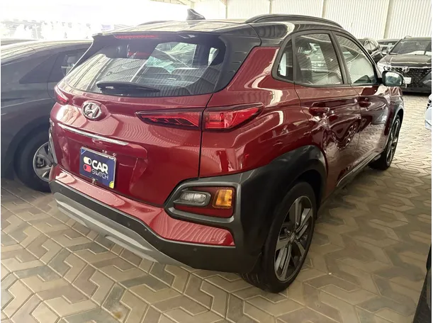 Car image 4