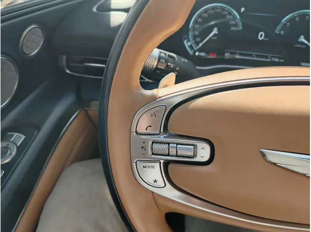 Car image 47