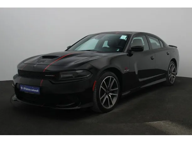 2021 دودج تشارجر في أبوظبي