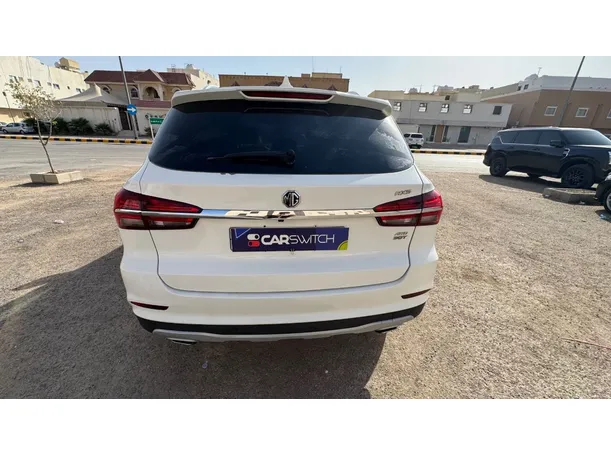 Car image 6