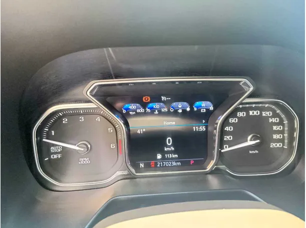 Car image 24