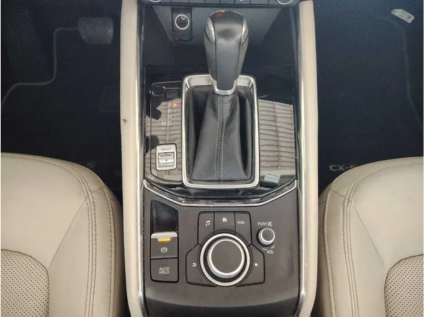 Car image 28