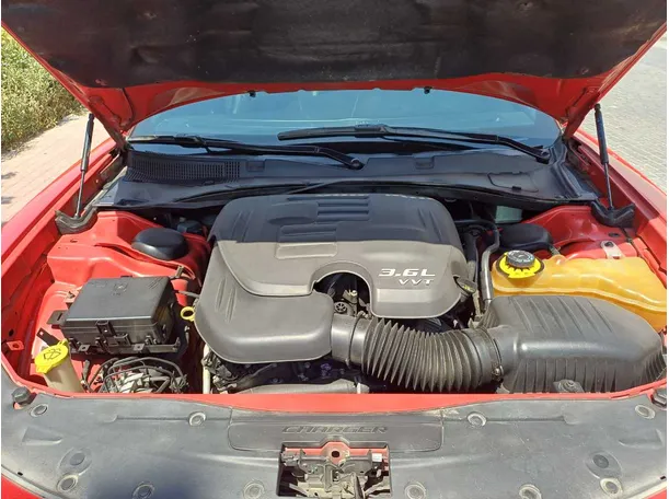 Car image 26
