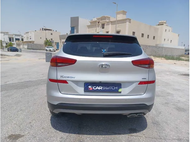 Car image 6