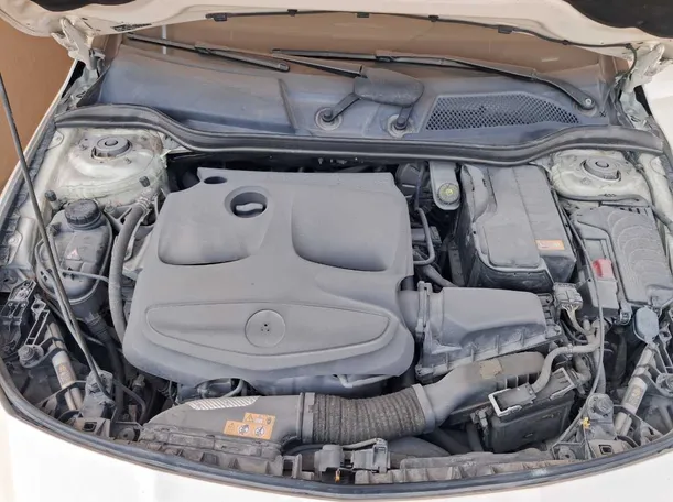 Car image 25