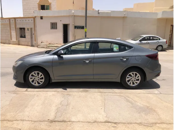 Car image 8