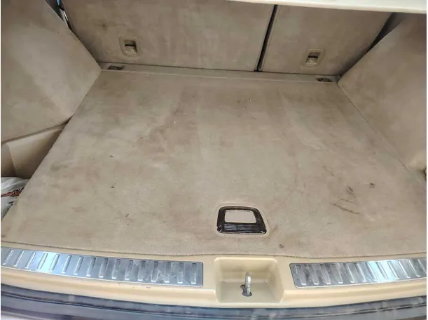 Car image 36