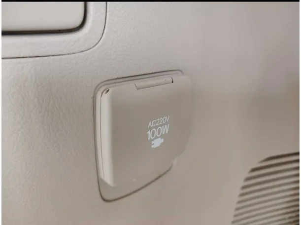 Car image 35