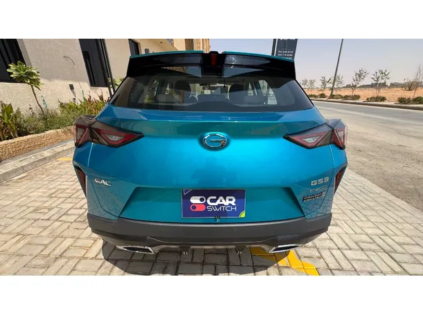 Car image 6