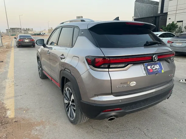 Car image 7