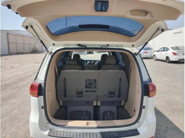 Car image 23