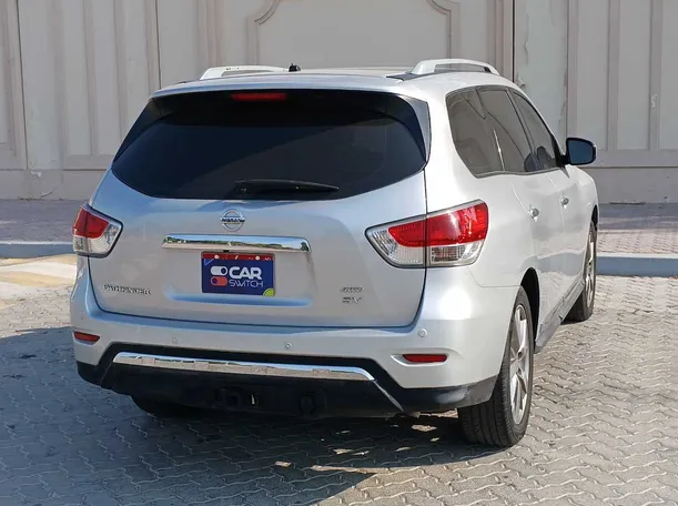 Car image 7