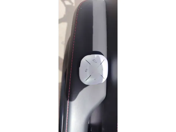 Car image 39