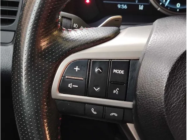 Car image 37