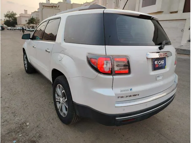 Car image 7